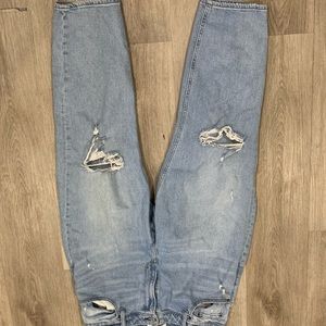 Abercrombie & Fitch Curve Love Mom Jeans